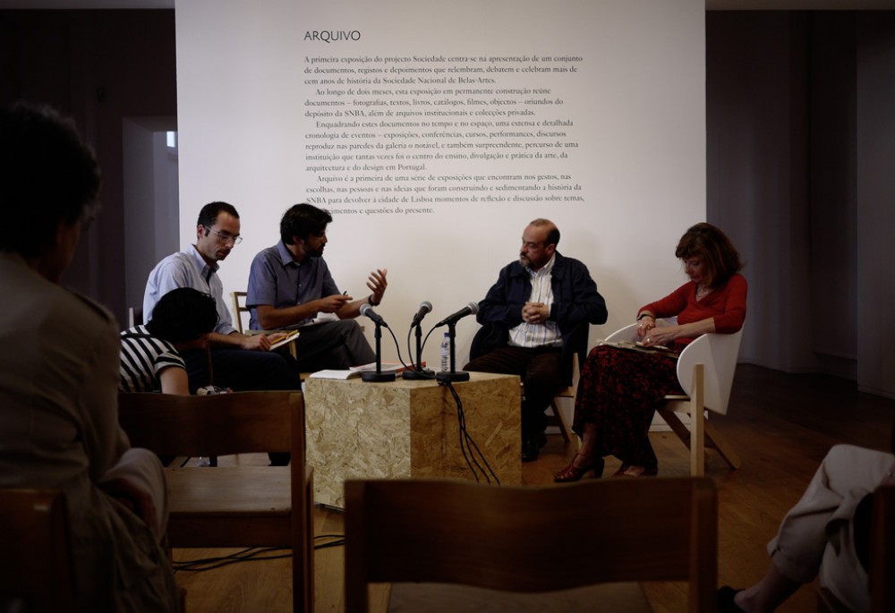 Projecto Sociedade: Exposi&ccedil;&atilde;o "Arquivo"